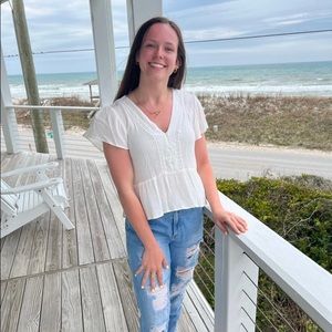 Meet your Posher, Abby